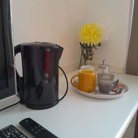 Ensuite Basic Room Budget Sketty 5 Swansea Ngoại thất bức ảnh